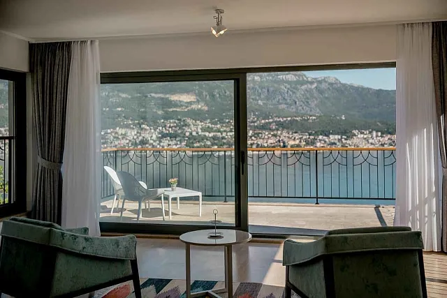 For sale luxury villa in Herceg Novi with a panoramic sea view   — photo 8